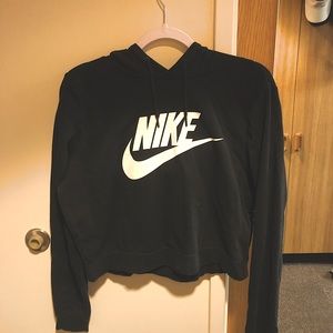 Cropped Nike Sweatshirt
